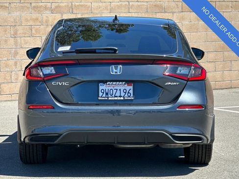 Used 2025 Honda Civic Sport image 5