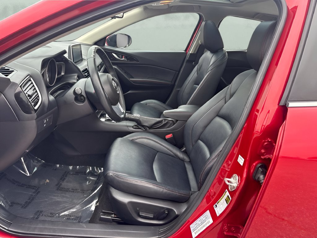 Used 2016 MAZDA MAZDA3 i Grand Touring FWD image 9