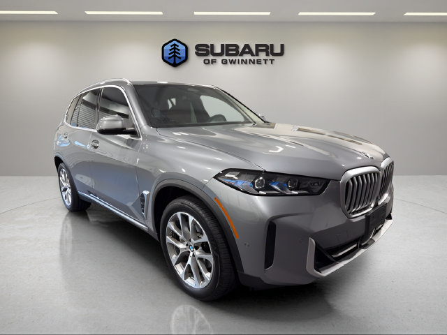 Used 2024 BMW X5 xDrive40i w/ Premium Package AWD/4WD image 7