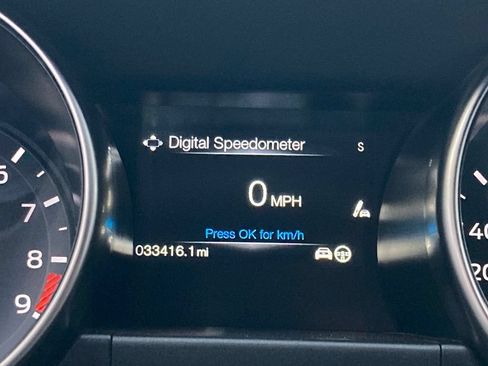 Used 2016 Ford Mustang Shelby GT350 w/ Technology Package RWD image 17