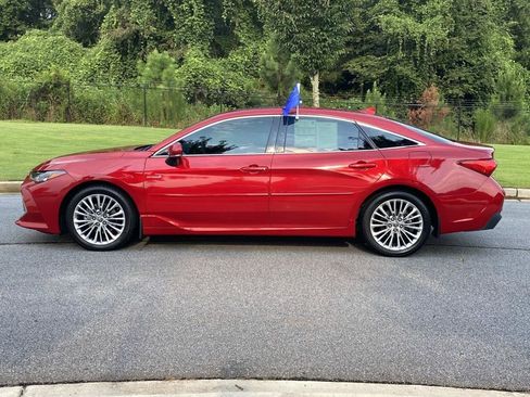 Used 2021 Toyota Avalon Limited w/ Advanced Safety Package FWD image 8