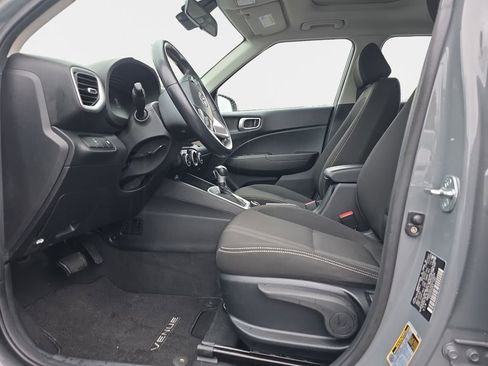 Used 2023 Hyundai Venue SEL w/ Cargo Package FWD image 12