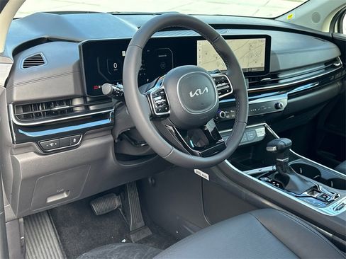 New 2026 Kia Carnival SX Prestige image 16