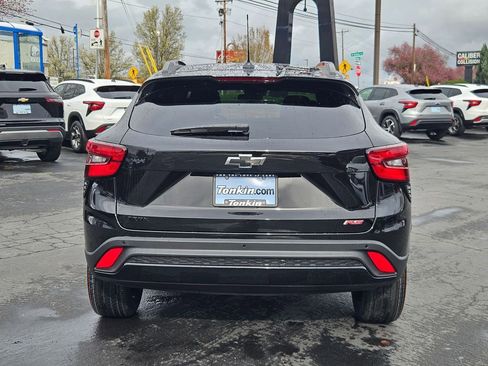 New 2026 Chevrolet Trax RS FWD image 5