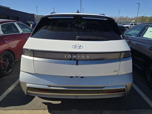 New 2026 Hyundai Ioniq 5 Limited image 4