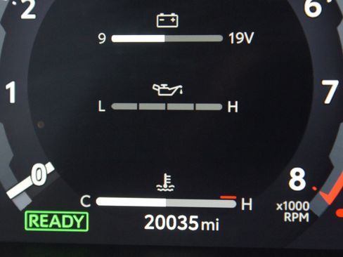 Used 2024 Toyota Tacoma Limited image 4