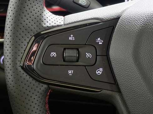 New 2026 Chevrolet Trax RS w/ Sunroof Package image 32