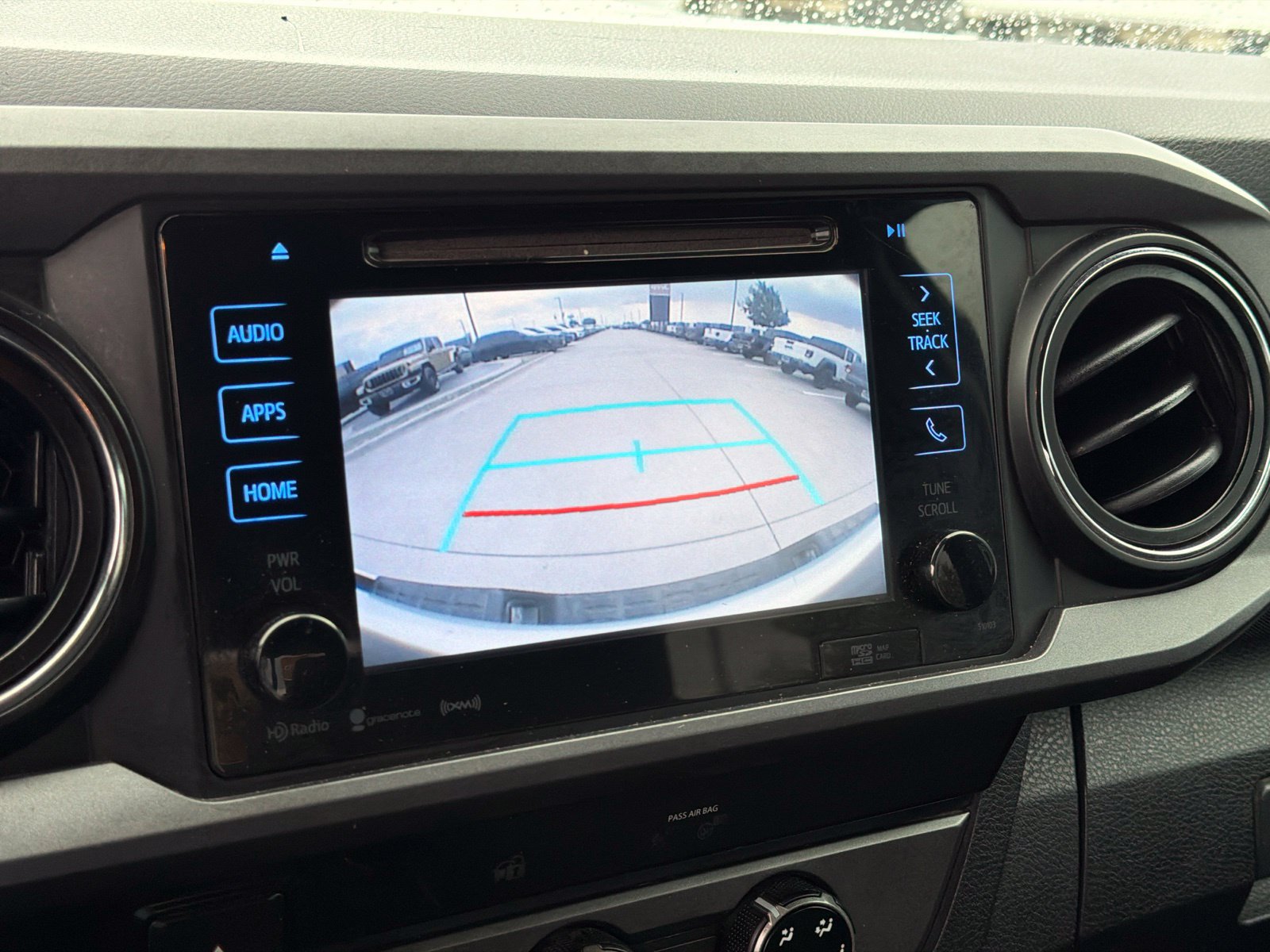 Used 2018 Toyota Tacoma TRD Sport w/ Technology Package AWD/4WD image 22