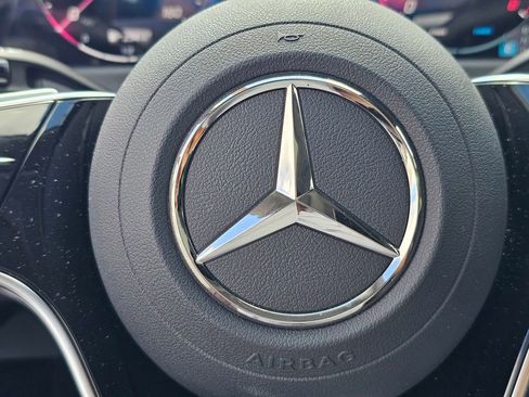 Used 2024 Mercedes-Benz E 350 4MATIC Sedan image 22