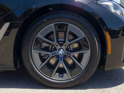 New 2026 BMW i4 eDrive40 w/ Parking Assistance Package RWD image 7