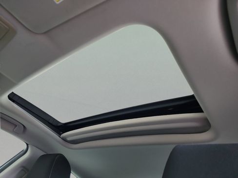 Used 2018 Honda Civic EX-T image 29