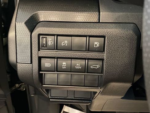 Certified 2025 Toyota 4Runner Limited AWD/4WD image 38