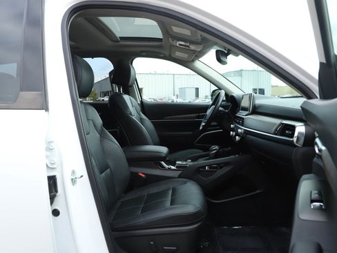 Used 2022 Kia Telluride SX w/ Nightfall Edition Package AWD/4WD image 10