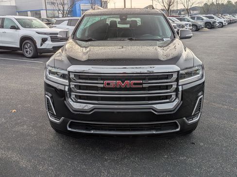 Certified 2023 GMC Acadia SLE w/ Driver Convenience Package image 3