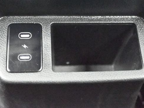 Used 2025 Kia Seltos EX FWD image 15