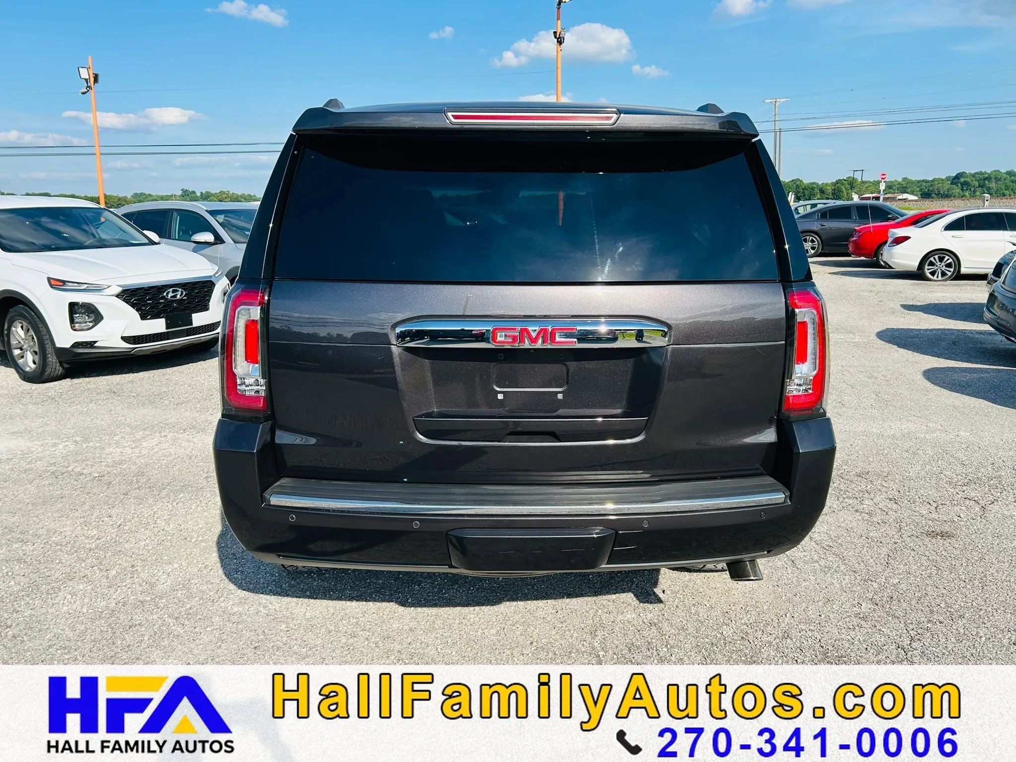 Used 2017 GMC Yukon Denali w/ Open Road Package RWD image 4