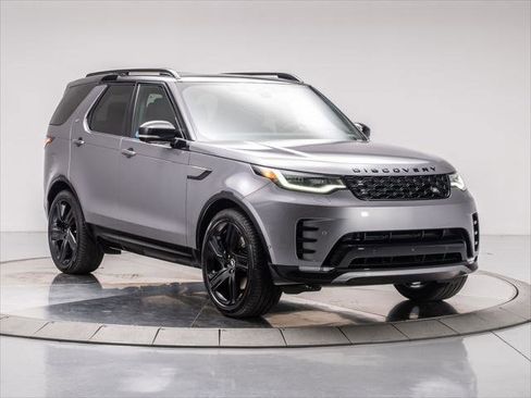 New 2025 Land Rover Discovery Dynamic SE image 7