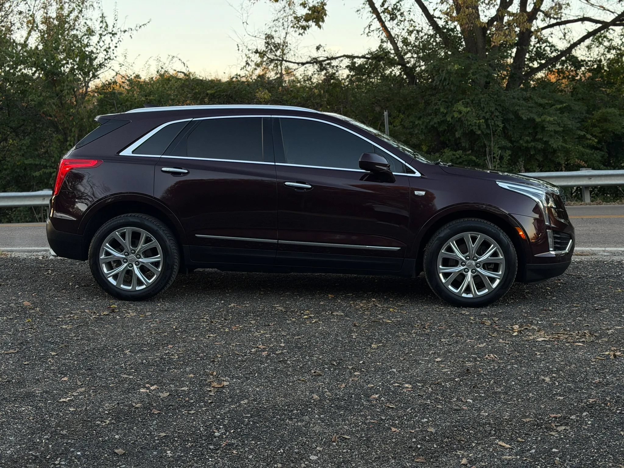 Used 2018 Cadillac XT5 Luxury w/ Driver Awareness Package AWD/4WD image 5