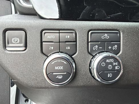 New 2025 GMC Sierra 1500 Elevation w/ Preferred Package image 15