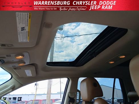 Used 2017 Buick Enclave Premium w/ Experience Buick Package AWD/4WD image 26