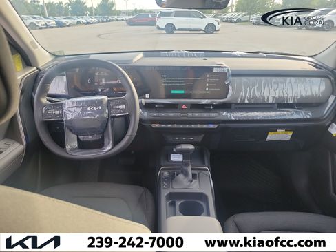 New 2027 Kia Seltos S FWD image 18
