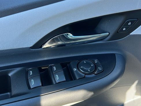 Used 2021 Chevrolet Bolt LT image 15