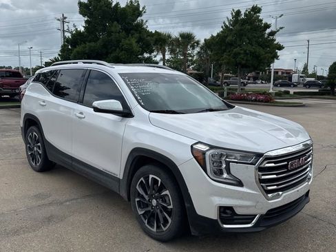 Used 2022 GMC Terrain SLT FWD image 3