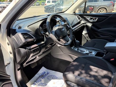 Used 2024 Subaru Forester Premium AWD/4WD image 20
