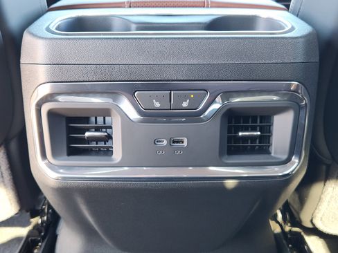 Used 2024 GMC Sierra 1500 Denali Ultimate image 38