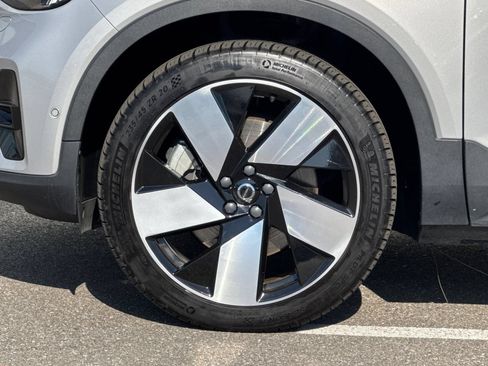 Used 2023 Volvo C40 P8 Recharge Ultimate AWD/4WD image 31