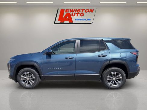 New 2026 Chevrolet Equinox LT w/ Convenience Package II AWD/4WD image 2