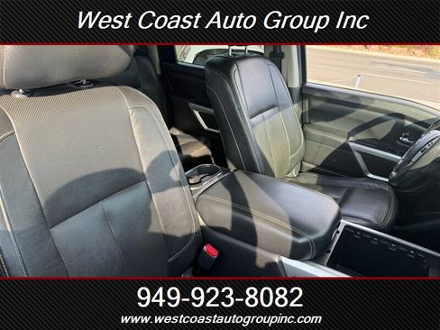 Used 2016 Nissan Titan SL image 10