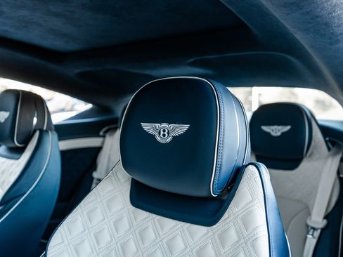 Used 2022 Bentley Continental GT image 29