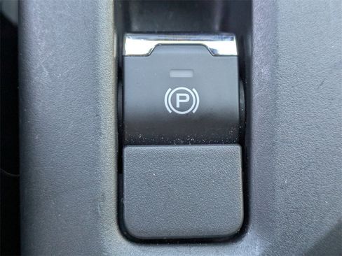 Used 2025 Subaru Forester image 22