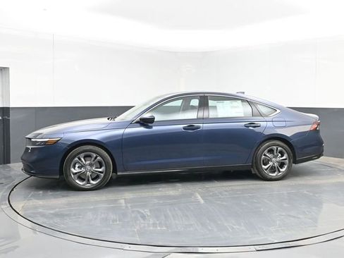 New 2026 Honda Accord EX-L image 6