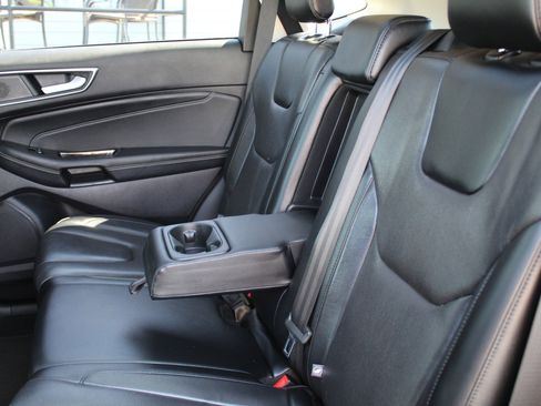 Used 2019 Ford Edge Titanium w/ Equipment Group 301A image 45