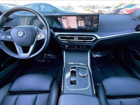 Used 2024 BMW 330i Sedan w/ Convenience Package image 16