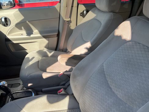 Used 2006 Chevrolet HHR LT w/ Preferred Equipment Group image 24