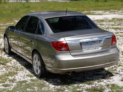 Used 2003 Saturn L-Series L200 w/ Audio Pkg I FWD image 5