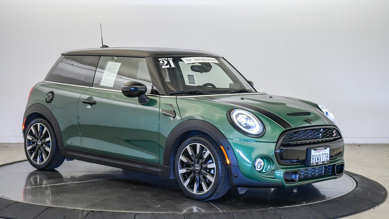 Used 2021 MINI Cooper S w/ Driver Assistance Package FWD image 6