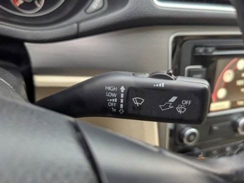 Used 2015 Volkswagen Passat 1.8T SE image 28