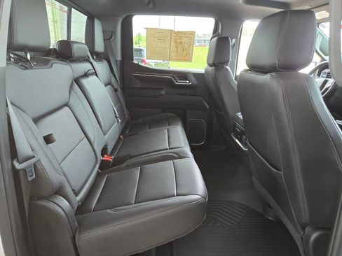 Used 2023 Chevrolet Silverado 1500 LTZ w/ LTZ Convenience Package II AWD/4WD image 17