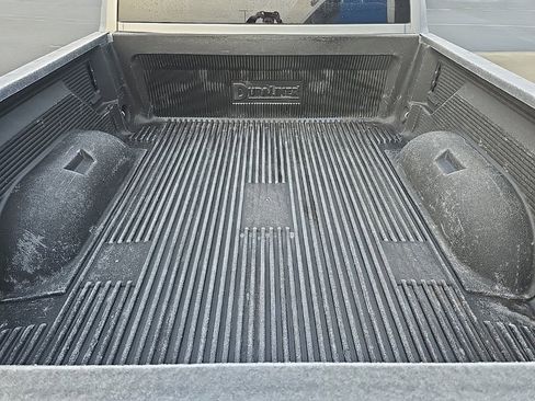 Used 2024 RAM 2500 Big Horn image 28