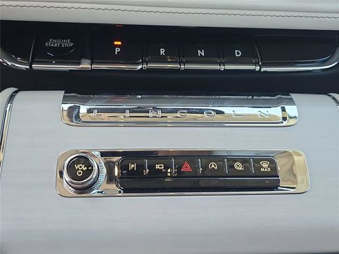 New 2026 Lincoln Aviator Reserve AWD/4WD image 18