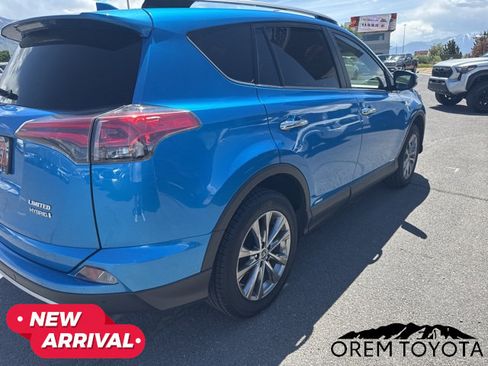 Used 2018 Toyota RAV4 Limited w/ Advanced Technology Package AWD/4WD image 9