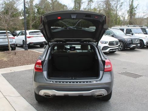 Used 2018 Mercedes-Benz GLA 250 image 7