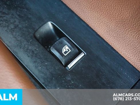 Used 2022 BMW X6 xDrive40i w/ M Sport Package image 62