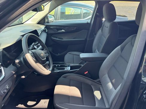 Used 2025 Chevrolet TrailBlazer LT w/ Driver Confidence Package AWD/4WD image 21