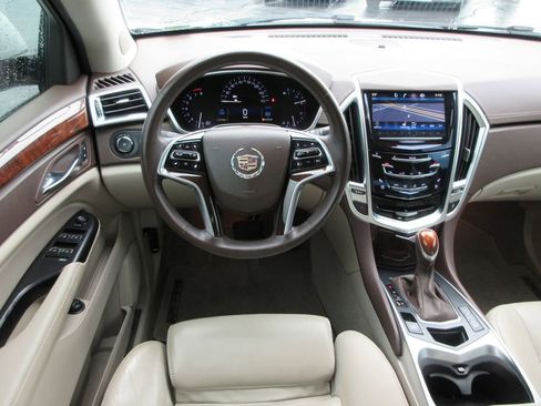 Used 2016 Cadillac SRX Performance w/ Driver Awareness Package image 15