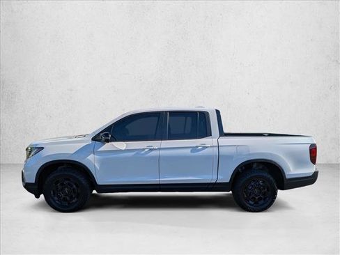 Used 2025 Honda Ridgeline TrailSport image 9